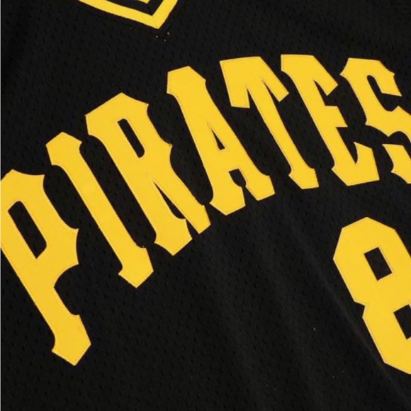 NWOT Pittsburg Pirates Willie Stargell Jersey Sz.Large - Picture 2 of 3